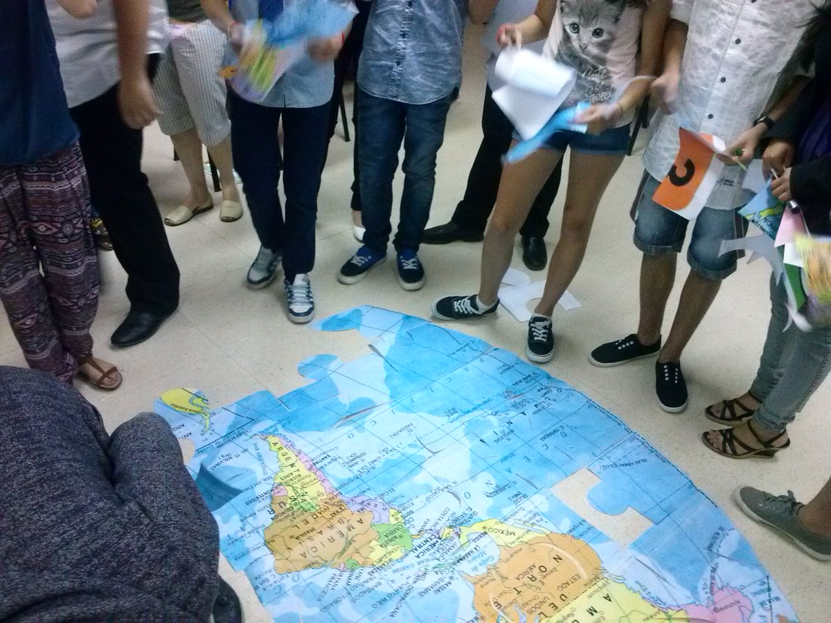ECMGlobalCities's tweet photo. Encuentro de Jóvenes Líderes Global Cities-2015 https://t.co/6yZOt07nO4