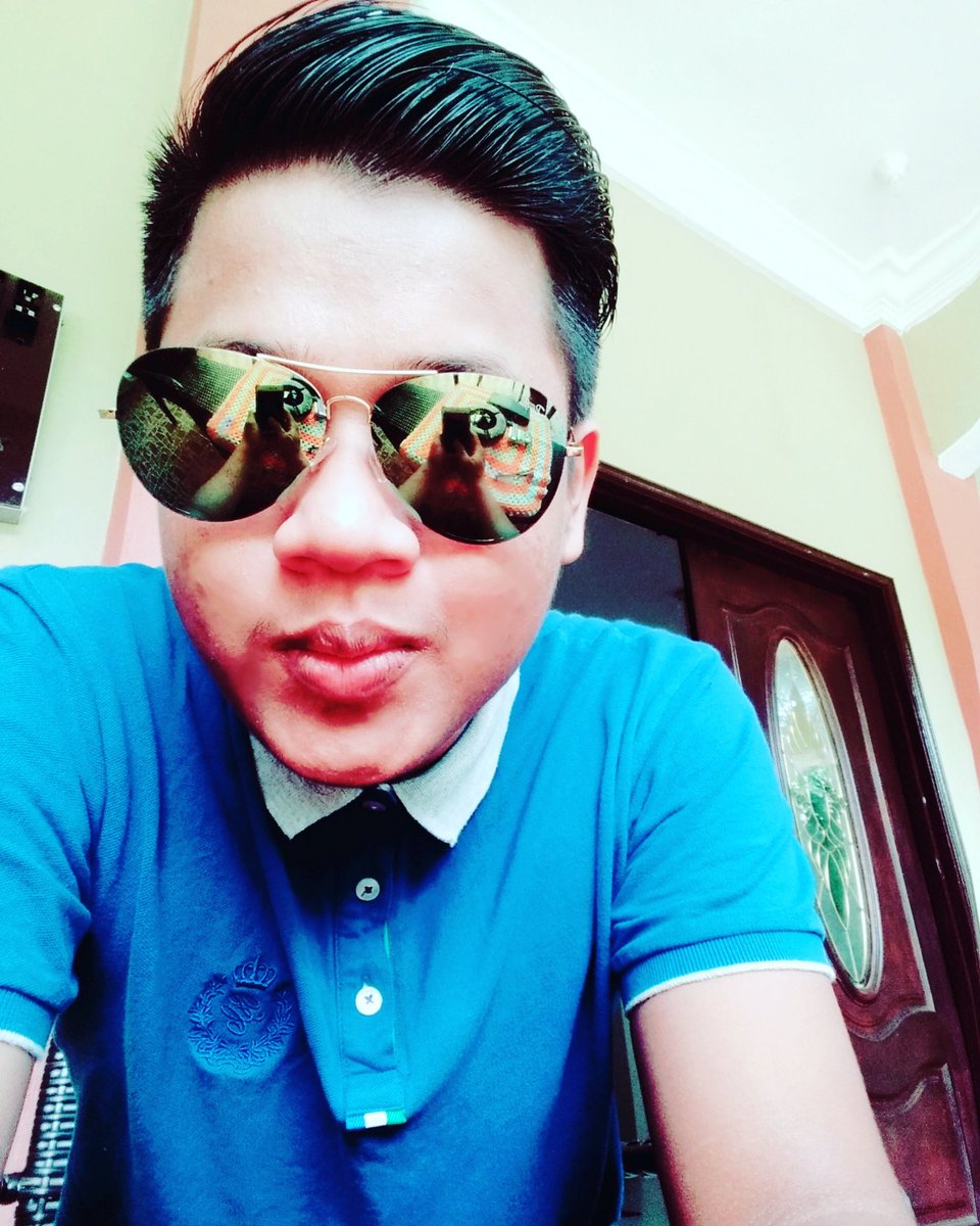 Nazreen_Iskandr's tweet photo. Salam Jumaat #nazreeniskandar #FridayFeeling https://t.co/2ZIEfqVoA4