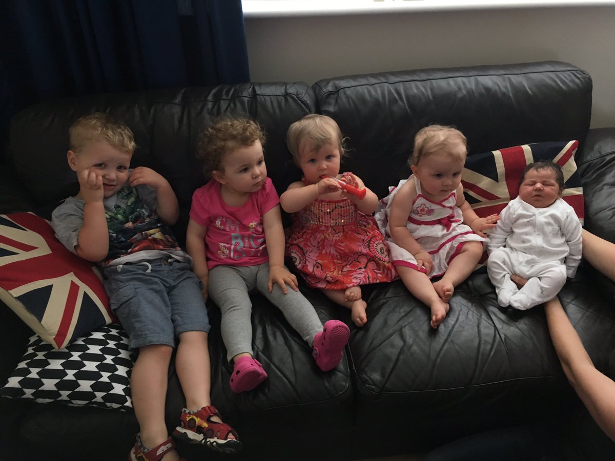 jackjack11w's tweet photo. Me and my cousins and sisters.  All girls! ��� https://t.co/1Kqms6z5KK