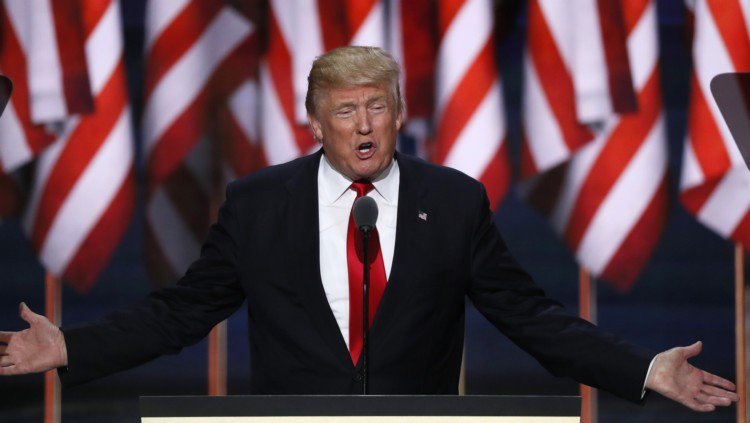 EstadaoInter's tweet photo. EUA: Retórica de ‘lei e ordem’ marca tom do discurso de Trump em festa partidária
https://t.co/9NkyTrm1zG https://t.co/3Sg38U4OEy