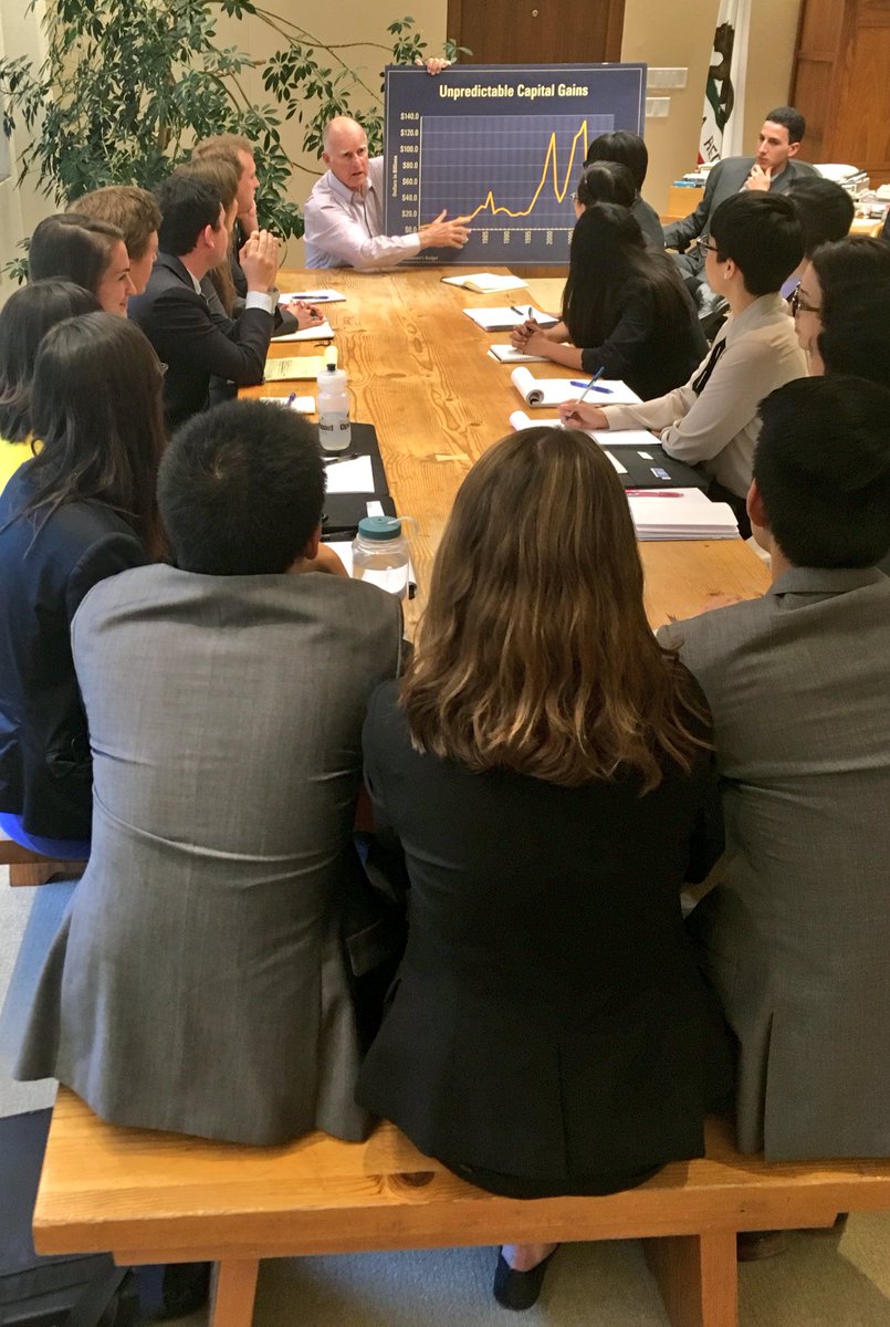 GovPressOffice's tweet photo. .@JerryBrownGov thanks Executive Fellows for service across state gov't -- but not b4 discussing budget volatility. https://t.co/wVz1a06jTY