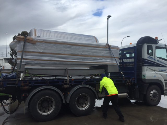 Grapeworks (@grapeworkspl) on Twitter photo #16AWITC Preparations underway. <a href="/GrapeworksPL/">Grapeworks</a> installations of @Scharfenberger Europress commencing. #16AWITC Preparations underway. <a href="/GrapeworksPL/">Grapeworks</a> installations of @Scharfenberger Europress commencing.