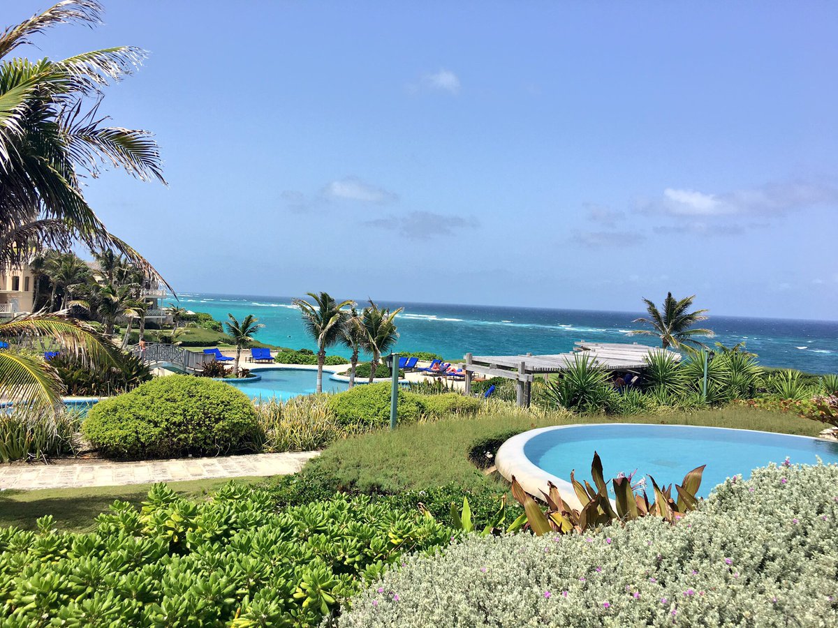 MansBestTrend's tweet photo. Travel is always a #TrendingTopic ! Where is your favorite destination? #MensTrend #Travel #Luxury #Lifestyle https://t.co/o6EYU1sKzS