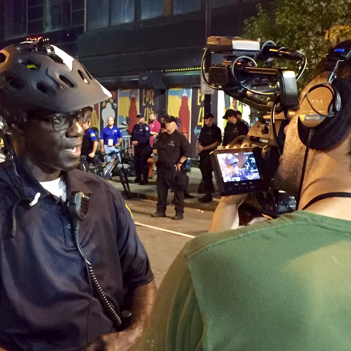 rusnivek's tweet photo. Another interview w/ @CLEpolice Williams and @TIME in the streets on #RNC2016 #RNCinCLE #RNCINFO #gopconvention https://t.co/Ah3LlT8R7o