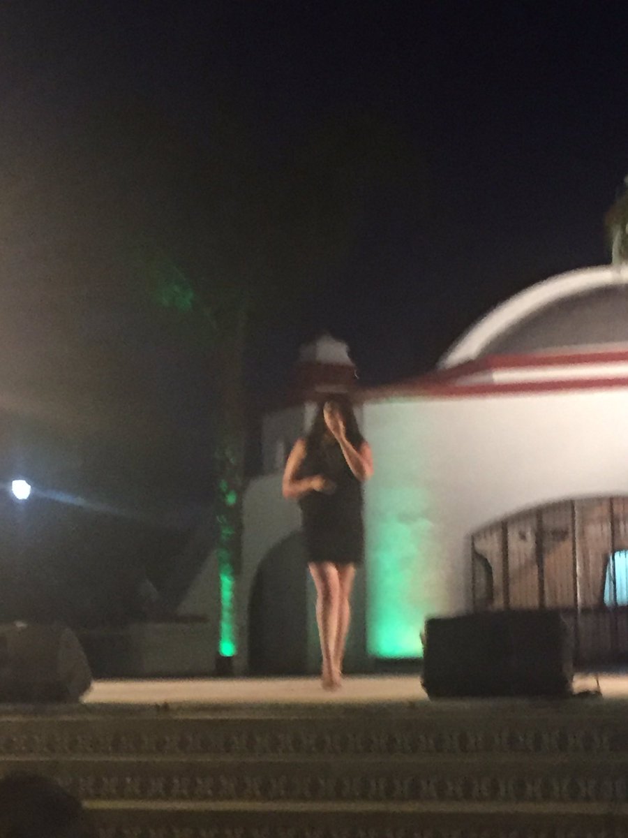 Hoy fue el penúltimo día de la Fiesta de Sta Ma Magdalena. Disfrutamos Danza contemporánea y canto. #PuebloMagico