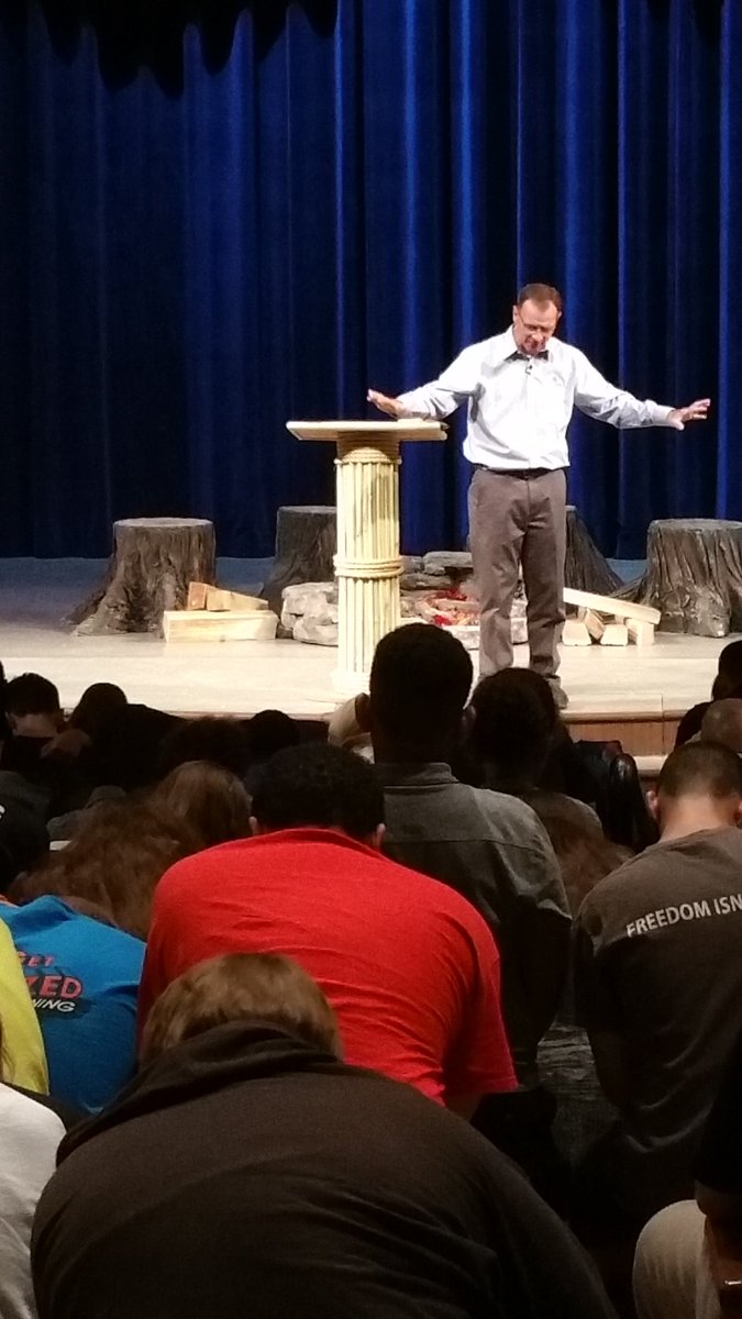 Many campers praying at the altar/aisleway in response to the message "Giving it all!" <a href="/JeffRedlin/">Jeff Redlin</a> <a href="/TeenXtremeCamp/">Teen Extreme Camp</a>