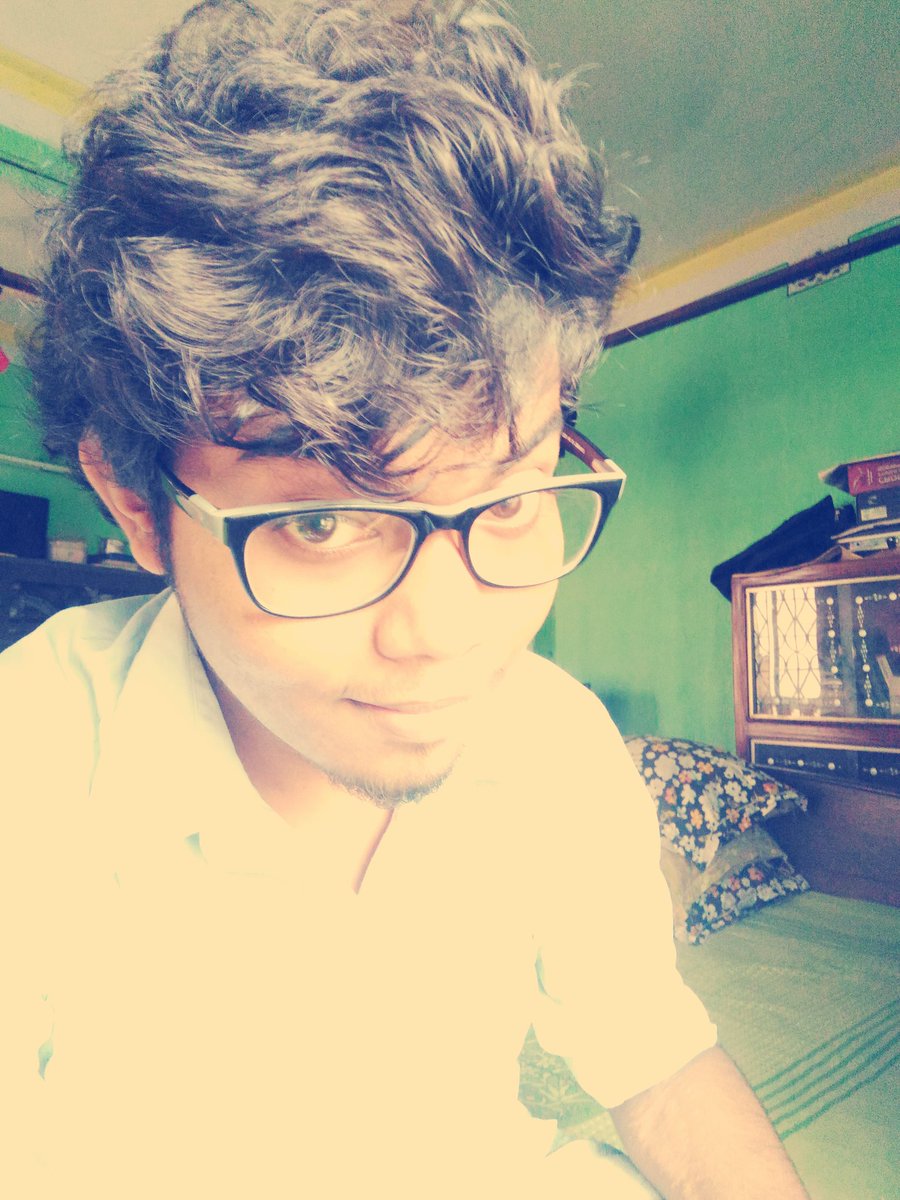 AmitavaBairagi's tweet photo. i am #Amitava Bairagi, https://t.co/pbFPrqsfXU