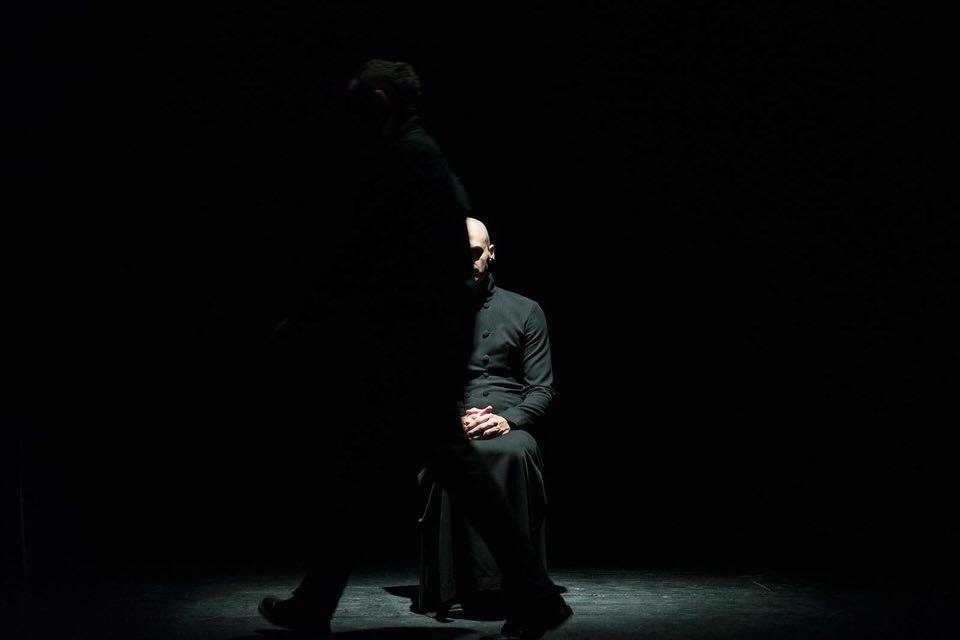 WorldDogProject's tweet image. Everyday, I walk past myself.
Thinking, to myself. 
Of the chances I've had, to prove myself.
How to be yourself.