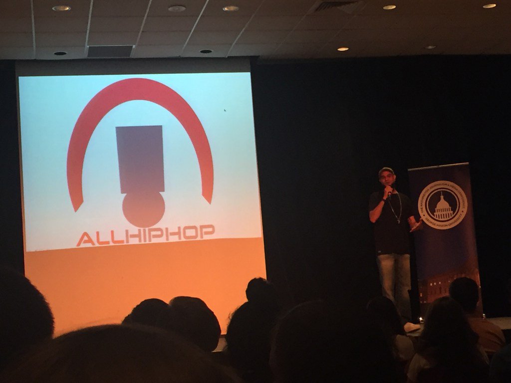 chs_steph's tweet photo. SO Many Speakers  https://t.co/t6Z21CYyiD https://t.co/ozZWkzG2Vu