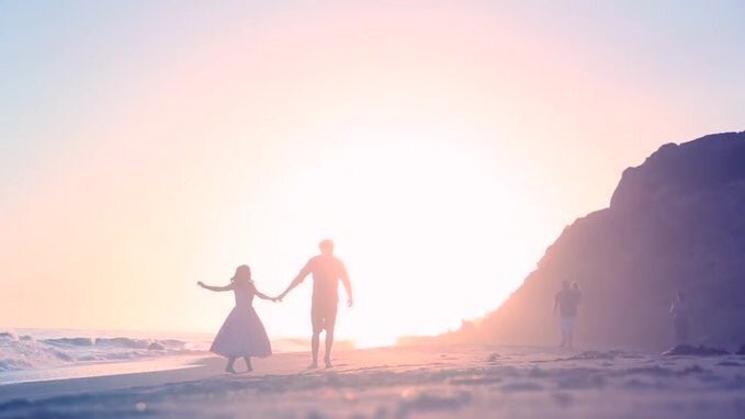 osnapitzrobinn's tweet photo. Still my favorite music video ever 💫 https://t.co/egcNGZnOSt