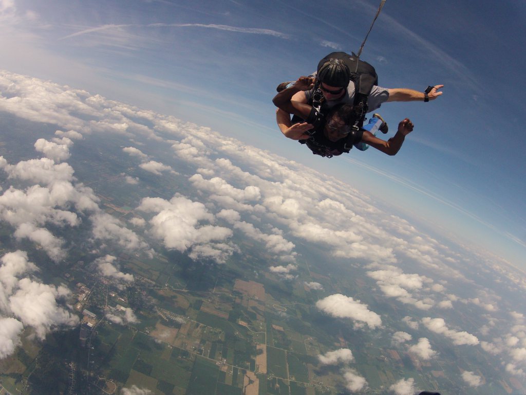 TheDareDivas's tweet photo. My favorite dare: Rallying bravery, honoring unity at 14,000 feet #IDareYou @SheriHunter https://t.co/YqsxJtoNyL https://t.co/14ZSBwZRuS
