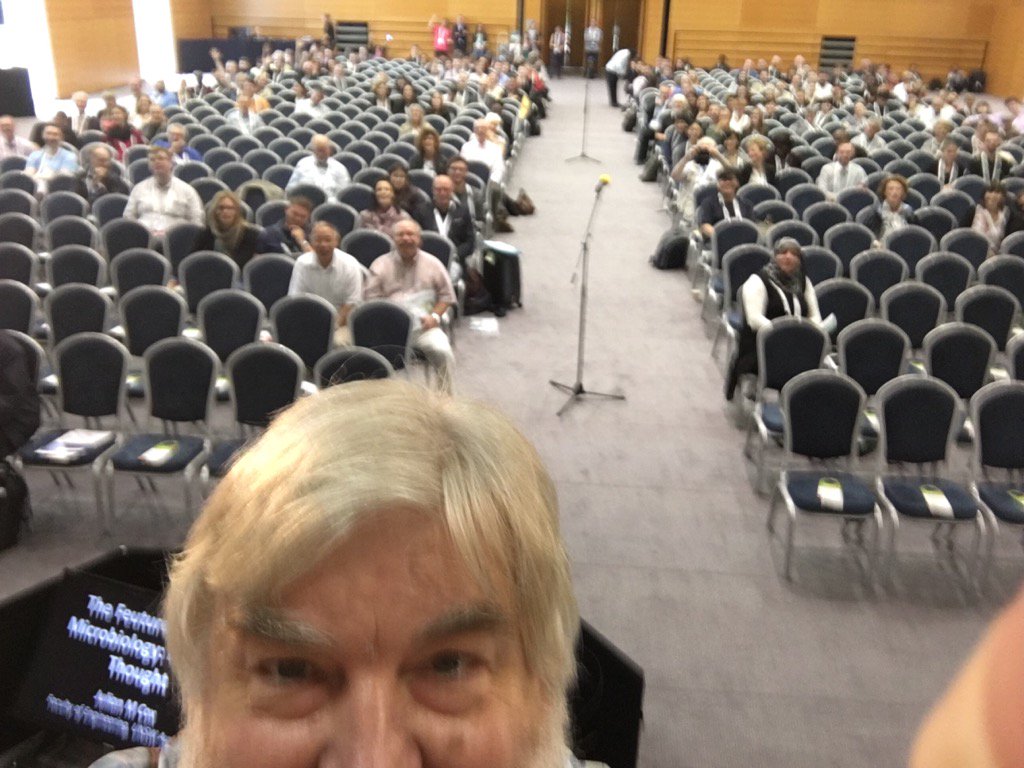 FoodQualityNews's tweet photo. I spy FQN's editor in shot! MT: @ozjuliancox Bad selfie work as I kick off my talk at #FoodMicro2016 at UCD https://t.co/lea5RLKhhZ