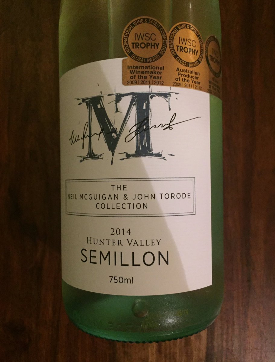 Linguagroover's tweet photo. Duty called. I snapped this #MTsémillon beaut at 7am @JohnTorode1 @mcguiganwines Tempura seafood a good match? https://t.co/PFovjbZ7S1