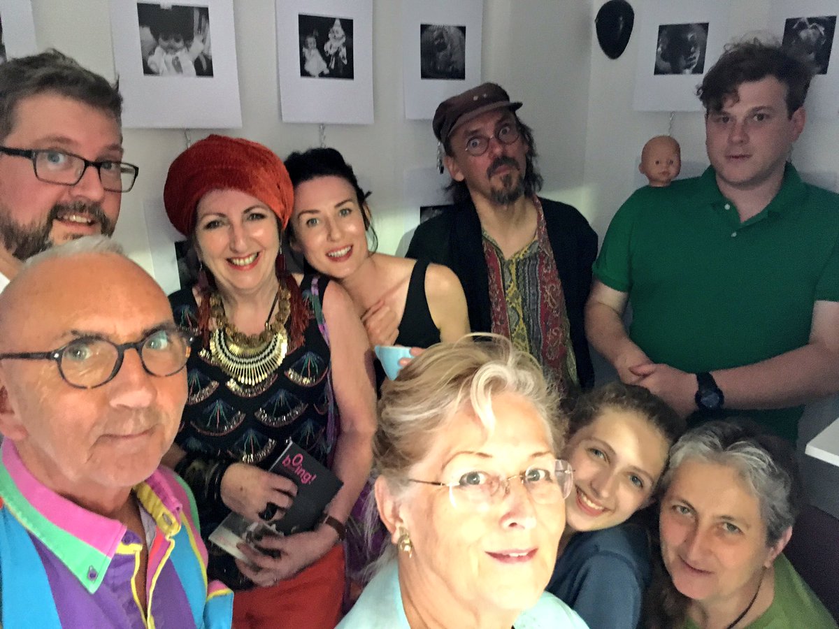 MwayOpenStudios's tweet photo. Lovely open night @ The Tack Room @WendyDaws & Laura Fisher #medwayopenstudios #MOSAF how many can fit in the shed? https://t.co/yJzHTOU53L