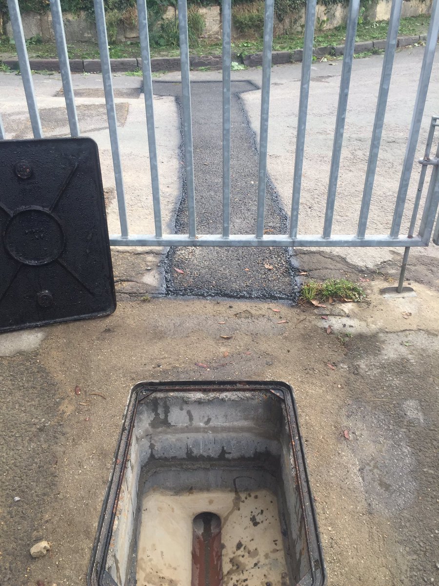BelowGroundDW's tweet image. New sewer connection completed in Stroud for Severn Trent water including new demarcation chamber