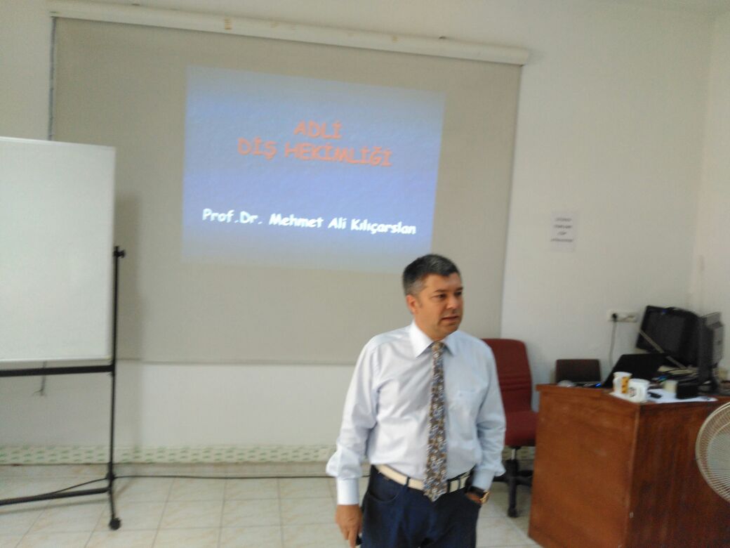 Prof Dr Mehmet Ali KILIÇARSLAN Kursumuzda Adli Diş Hekimliğini anlatiyor <a href="/adlibilimciler/">Adli Bilimciler Drn</a>