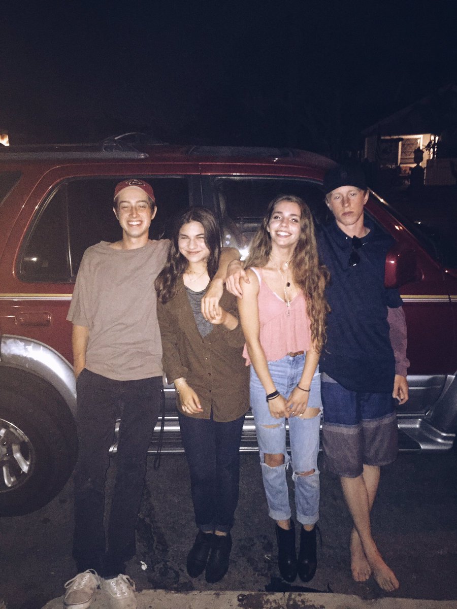 CayleyBoo's tweet photo. Friends for life right here guys💖 come home soon, I'll miss you both so much 💕✨ https://t.co/wnyKR6OtQf