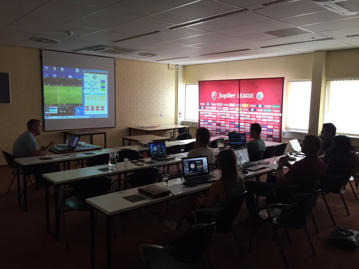 Training <a href="/Nacsport/">Nacsport</a> #videoanalyse door <a href="/hansvdijkhuizen/">Hans van Dijkhuizen</a> aan technische staf <a href="/mijnfcdenbosch/">FC Den Bosch</a> en <a href="/BrabantUnited/">Brabant United</a>
