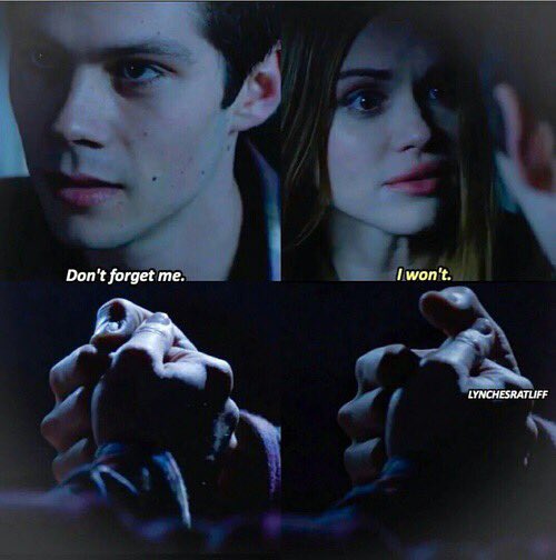 "Beni unutma."
"Unutmayacağım."