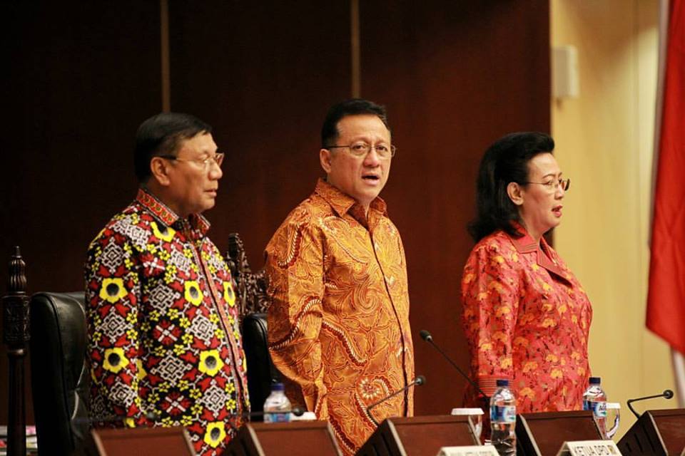 DPDRI's tweet photo. Pengesahan Keputusan DPD RI Dalam Sidang Paripurna Ke-13 https://t.co/mCSiqz4iUy https://t.co/znZeqTqjvt
