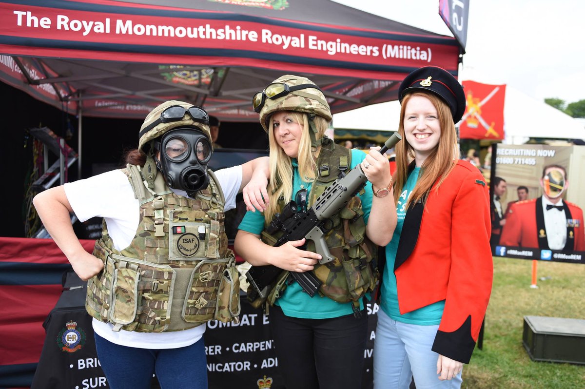 RMonREM's tweet photo. Our Week in Pictures @royalwelshshow @BritshArmy @Army_Wales @armyjobs @CSSIW @RFCAforWales #RWAS16 https://t.co/qmUVCigxWd