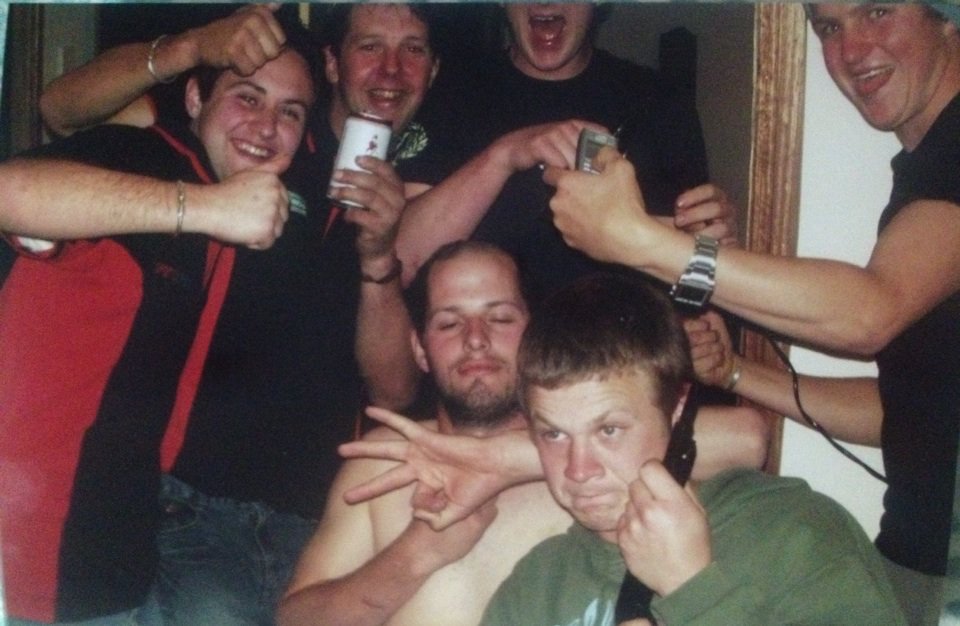 Tules38's tweet photo. @Hosk24 it's reunion weekend! 🏆🍻 https://t.co/9QUBKdJRlG