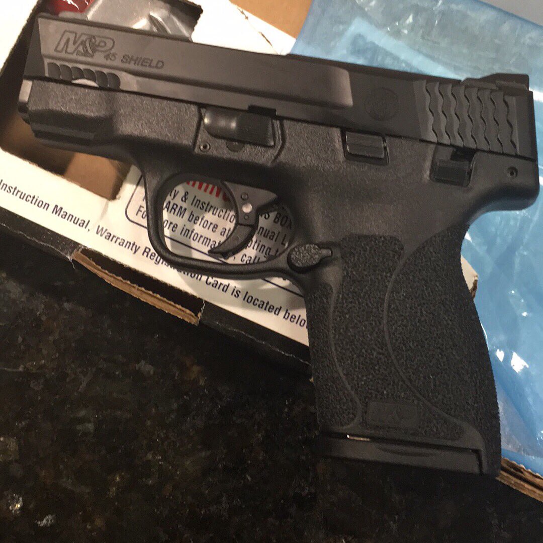 JJOneStopGun tweet picture