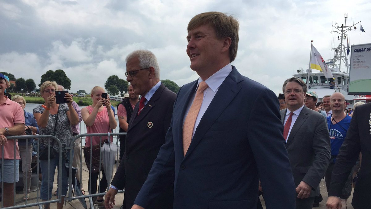 Koning Willem-Alexander loopt mee met Vierdaagse door Cuijk brabantn.ws/WKj