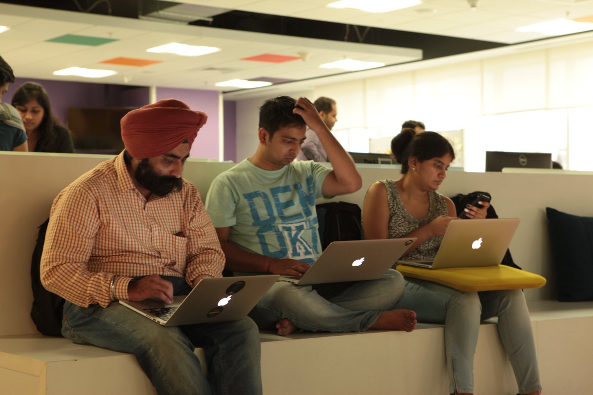 WorkAtFlipkart's tweet photo. #Flipsters worked like crazy to produce some cools things in 24hrs at @Flipkart #Hackday7 https://t.co/n4nNXTl50B