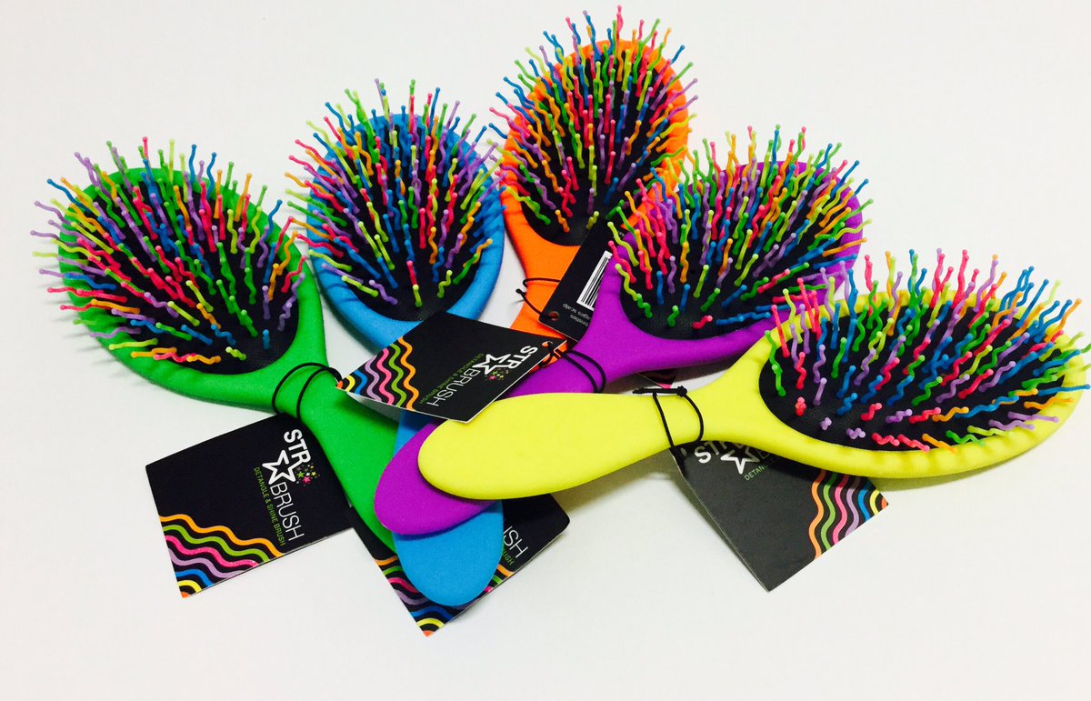 ScruffyLocks's tweet photo. New extension brushes in stock.#lookafteryourlocks #neonsummer https://t.co/ZBGfMHuZOj