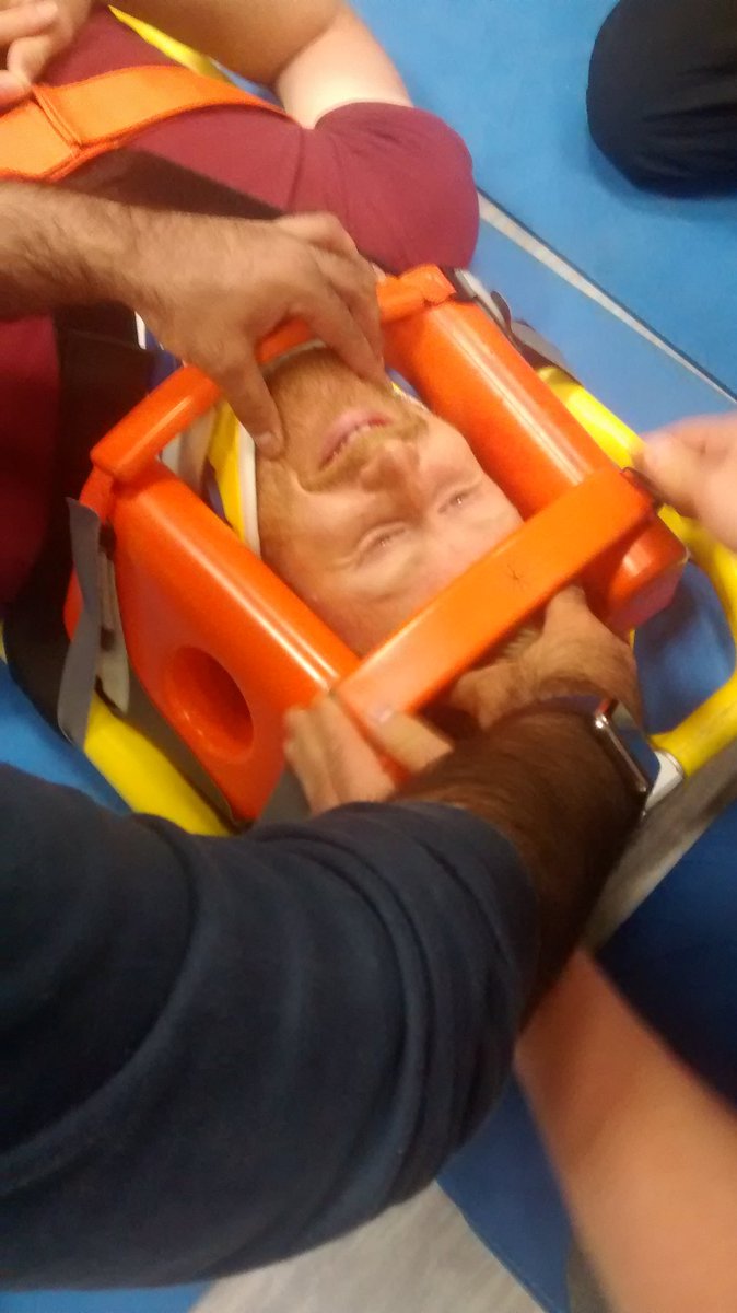 Lubasmedical's tweet image. Great weekend spent teaching #sportstrauma in Southampton. #spinalmanagement #playerassessment