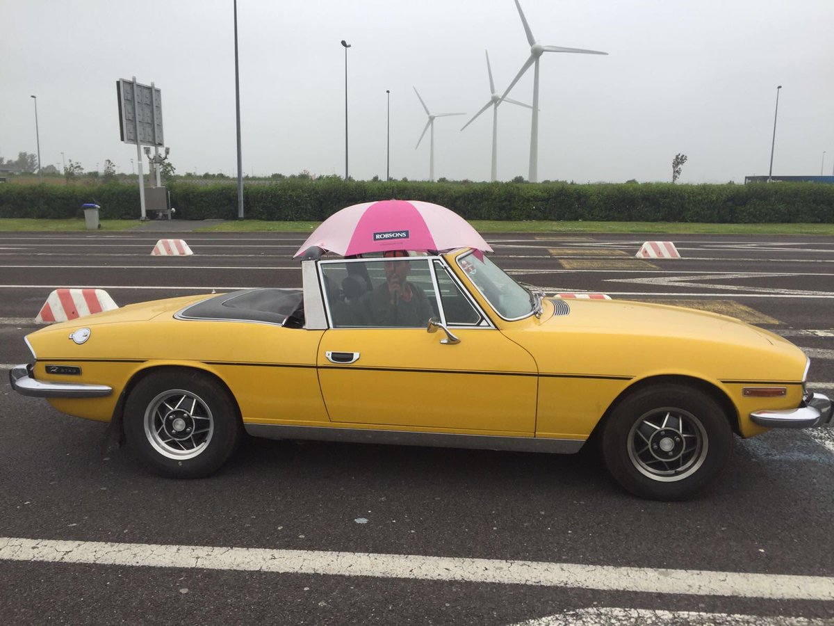 RobsonsWeb's tweet photo. @TheEggMan1969 @JuniorOeuf returning from #LeMans using there #Robsons CURA Umbrella 🌂🌂 https://t.co/8vG8opXVMY