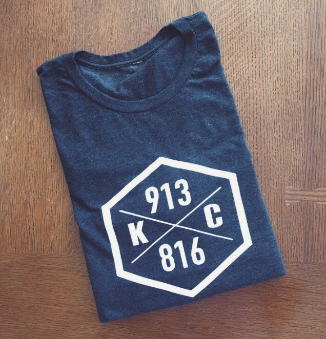 TheRealKCcom's tweet photo. Big #sale happening on https://t.co/hVWRtF457m #shop #kc https://t.co/2KLOPwRAFu
