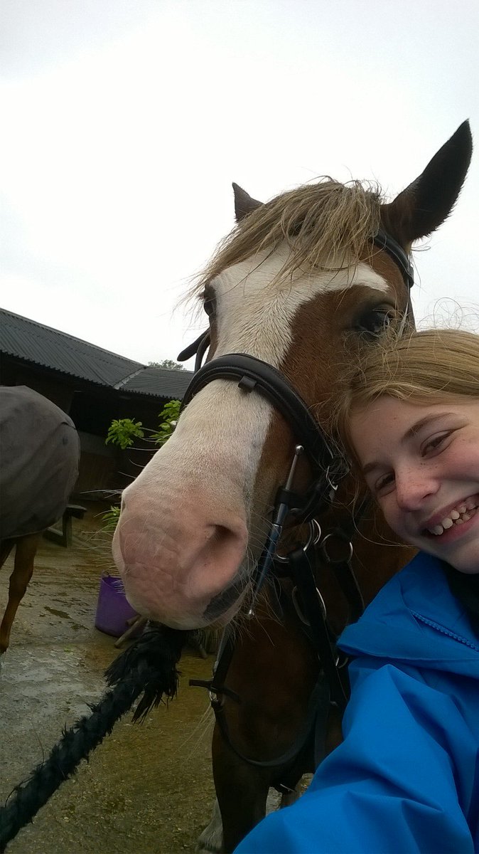 WelshSectionA's tweet image. Louie u have the best life ever now so enjoy it, I can't do anything for u know and its hard so never forget I 💖 u