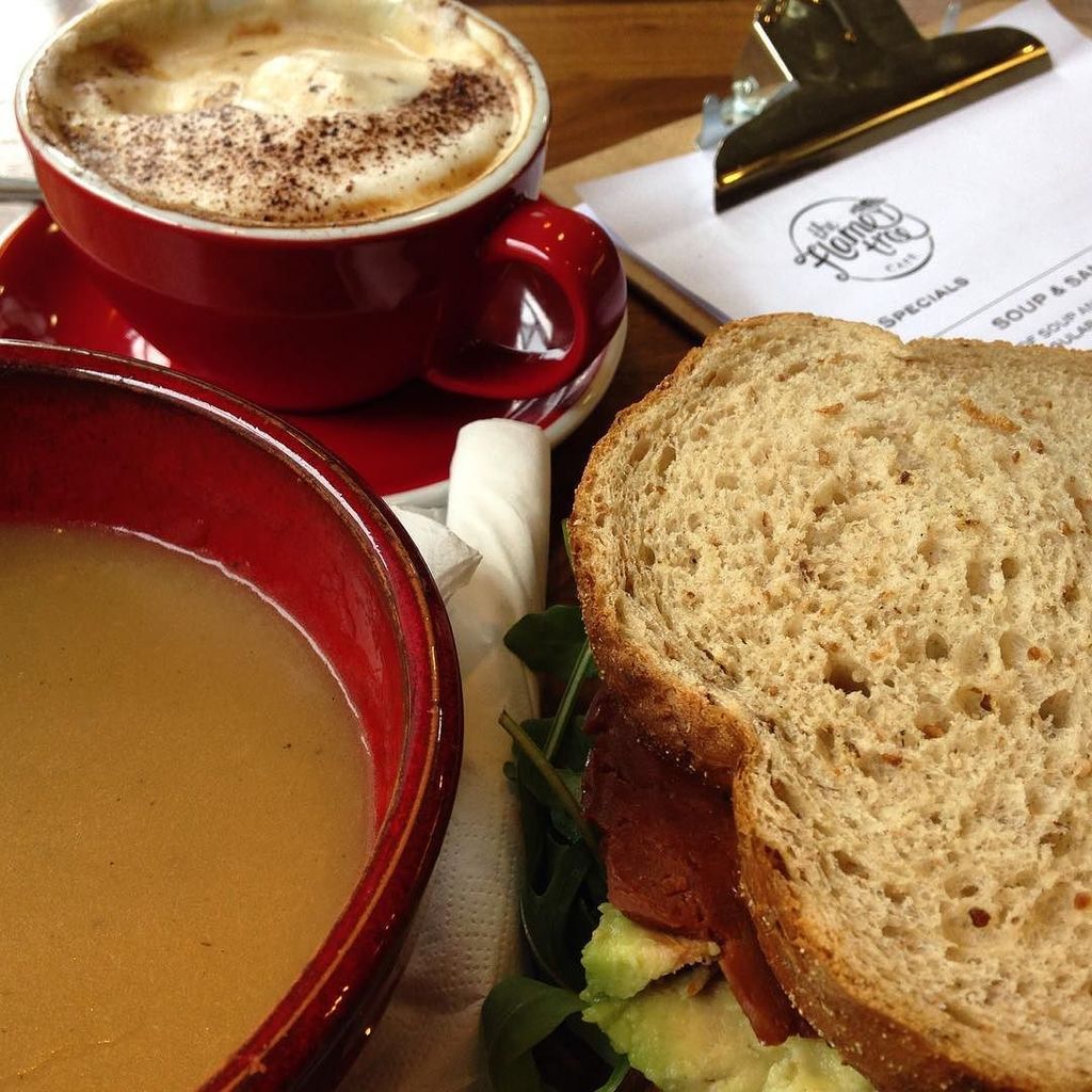 VeganNewbs's tweet photo. Amazing vegan BLT made with @sgaiafoods bacon, a potato and leek soup and a cappuccino at @theflametreecafe.

#vega… https://t.co/FAUOdXJmQC