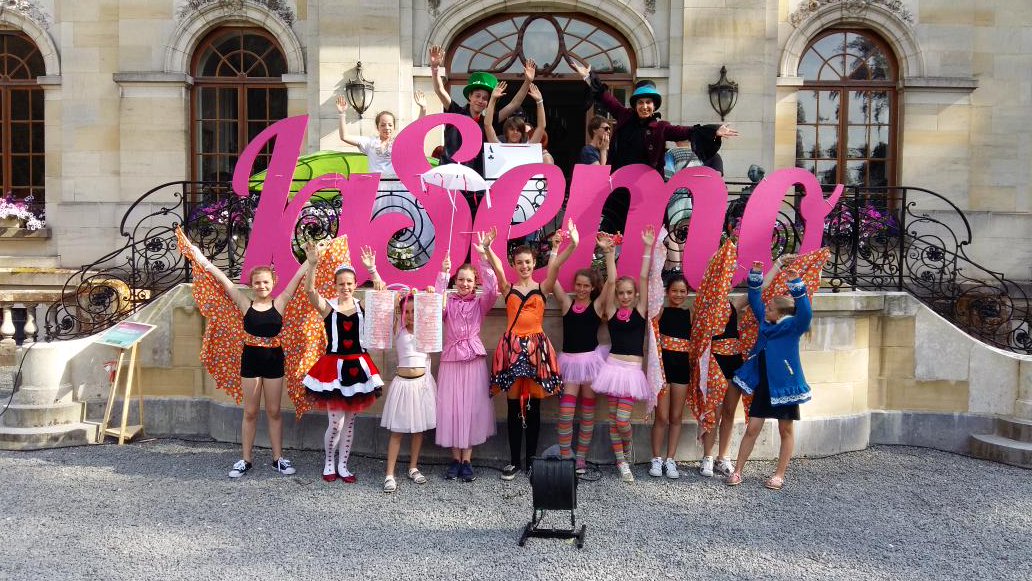 renaudleger's tweet photo. #LaSemo16 belle bande. ... vive la danse! https://t.co/msgA5DIzTe