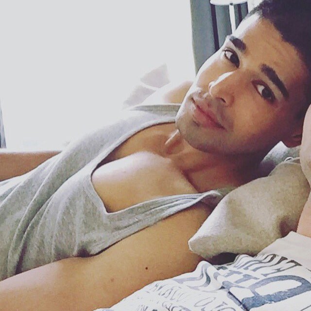 Artsybury's tweet photo. Chillin. Mood ๐โบ๏ธ. #gaysinberlin
https://t.co/NIlgXmhJuL https://t.co/GoIj7UBLKA