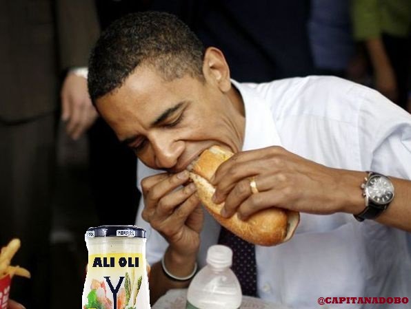 CapitanAdobo's tweet photo. Si Obama hubiera venido a Sevilla, no habría dudado en adaptarse a nuestras costumbres. https://t.co/I46G6xQi5G