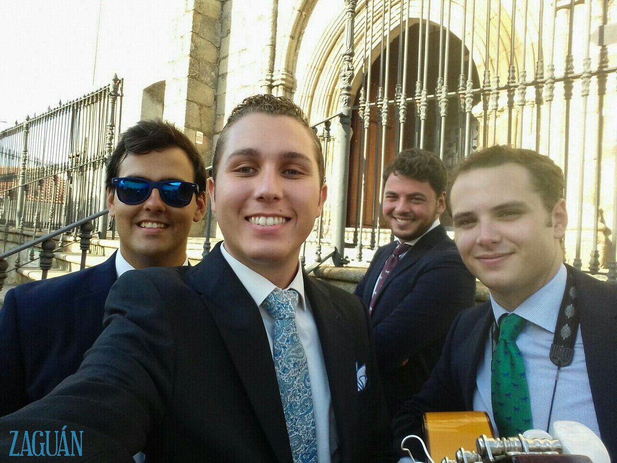 gzaguan's tweet photo. Boda de Mari Ángeles y Cristian: ¡ESPECTACULAR! #Zaguan https://t.co/8scCEvweZo