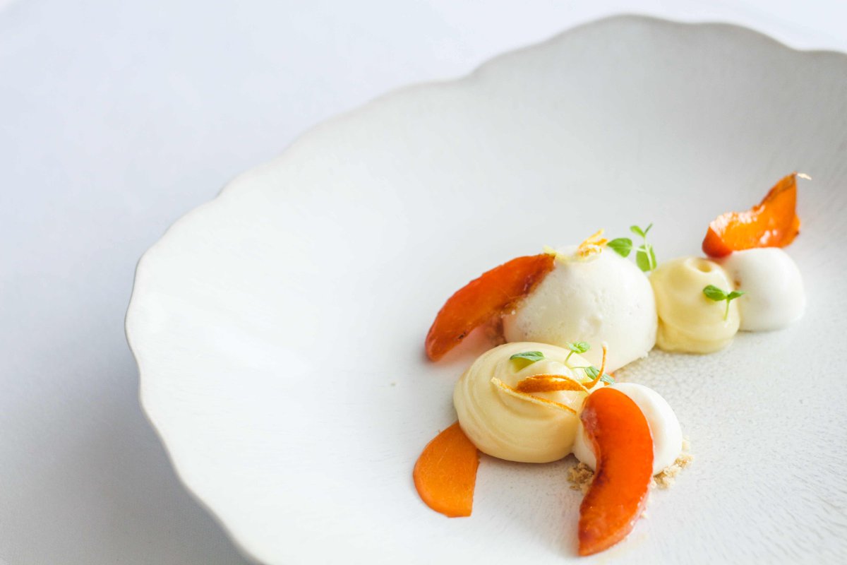 GalvinatWindows's tweet photo. We've shown you this before but it's so pretty - lemon parfait, lemon curd emulsion &amp; caramalised apricots https://t.co/2FWNngnZOa