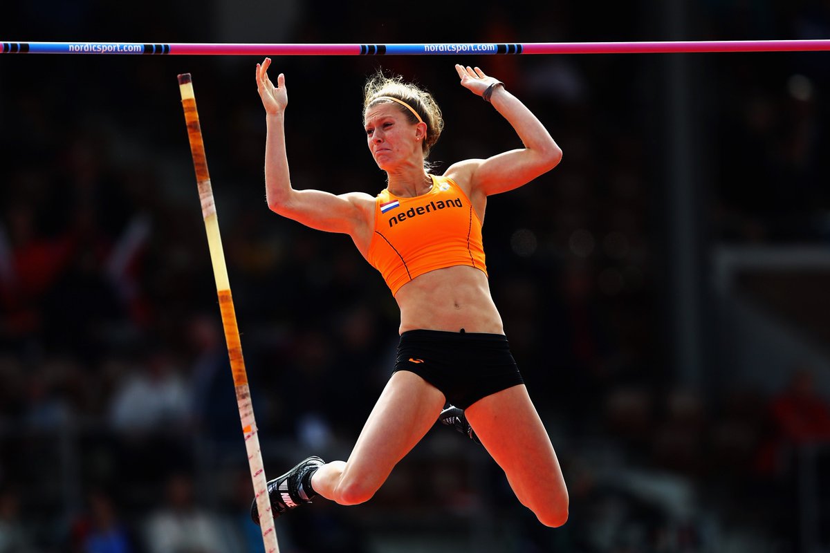 Amsterdam2016's tweet photo. Om 16.30u hebben we de #6 van Europa in de #ECH2016 Social Zone: Femke Pluim! Stel jouw vraag via #AskFemke #ECHfan https://t.co/9yNt42nxhI