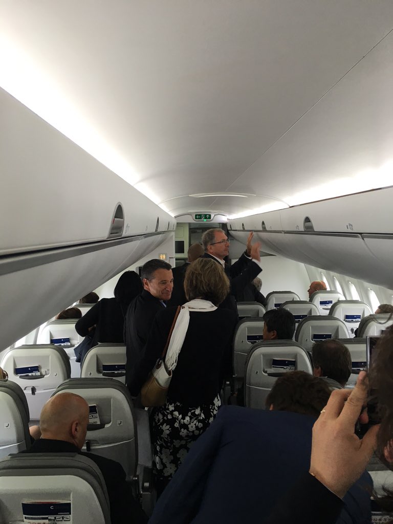 MHI_RJ's tweet photo. Gov't officials, media, employees, customers &amp; suppliers are ready for the #CSeries #paxex #FIA16 @DomAnglade https://t.co/JZHguQVNIw