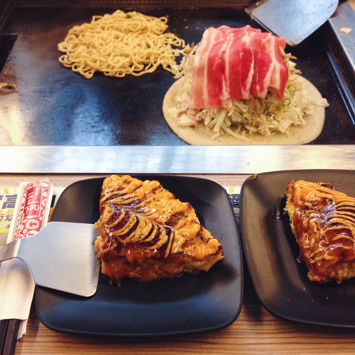 yorumici's tweet photo. #vsco #veryvery #latepost #withfriend #food #okonomiyaki #yeyfinally~ https://t.co/Y1Hso1zdTU