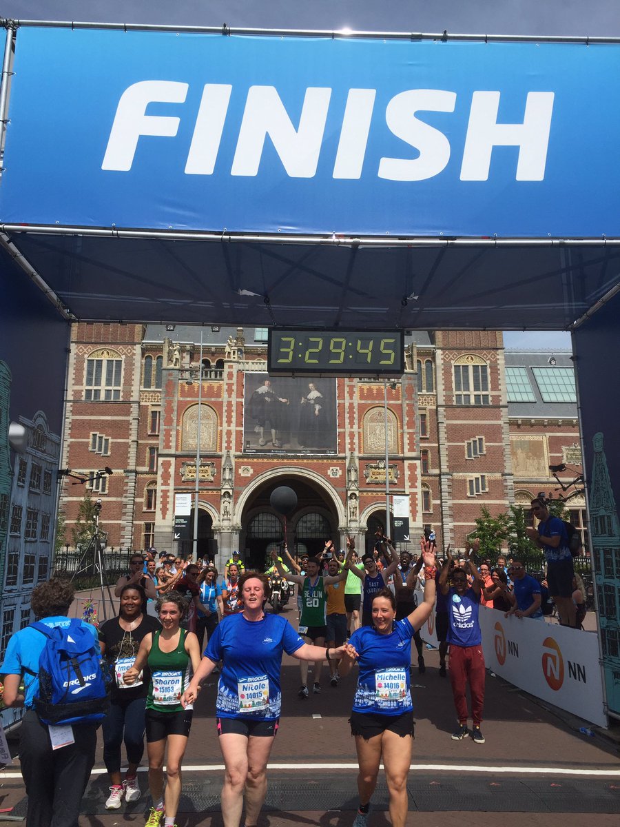 SpeakerBert's tweet photo. The last finisher of the @brooksrunning 10k Championsrun @rijksmuseum @Amsterdam2016 #loopfeest https://t.co/75fhaXOu2k