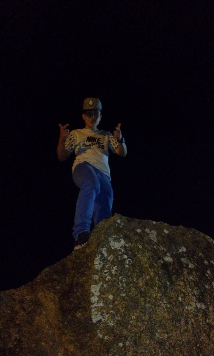 JacsonsbS's tweet photo. Bem loco 😂😂😎😎 https://t.co/esvaA3i4q6
