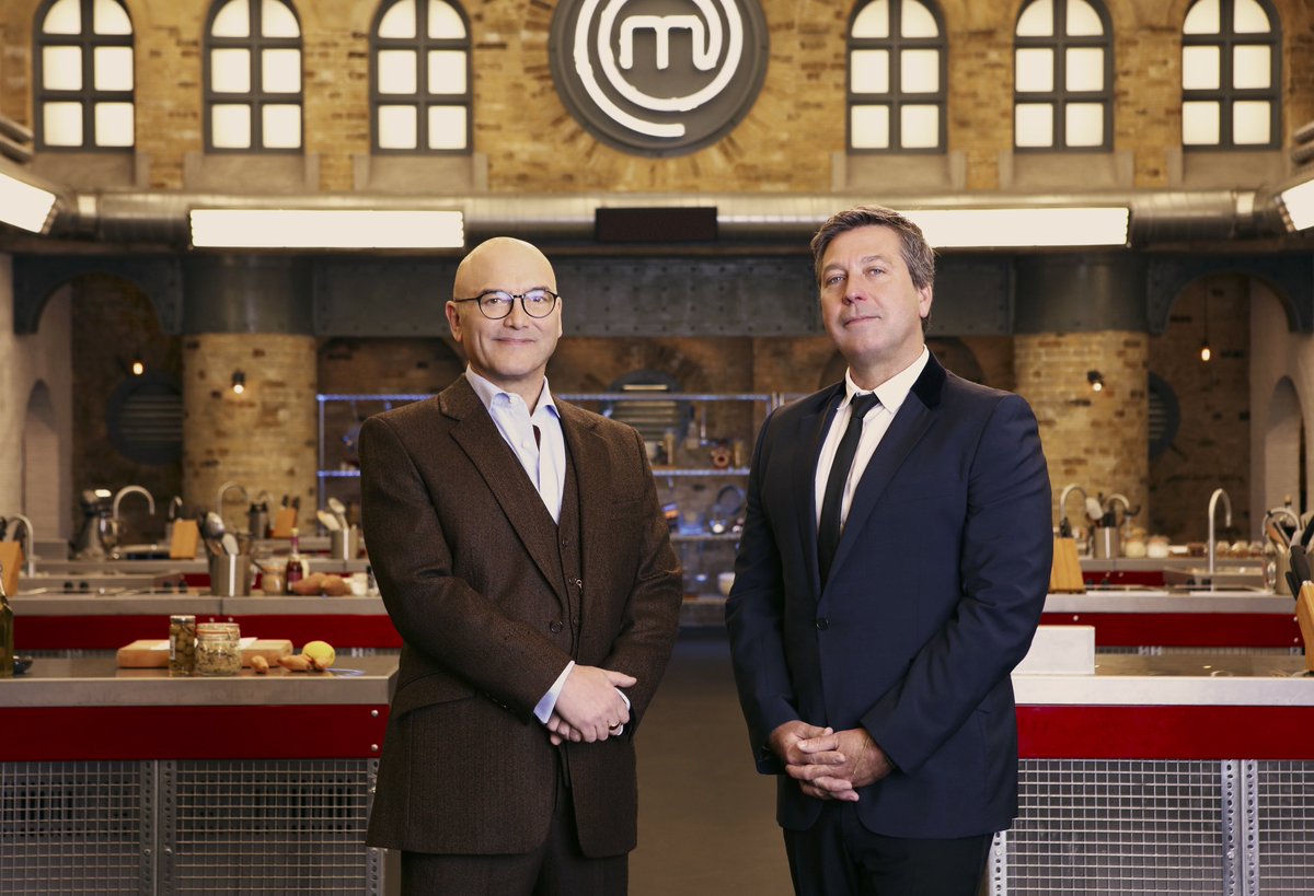 MasterChefUK's tweet photo. Think you can take on the challenge of the #MasterChefUK kitchen? Apply for the next series: https://t.co/XrcOZXGr9J https://t.co/tgmrxTwVwz