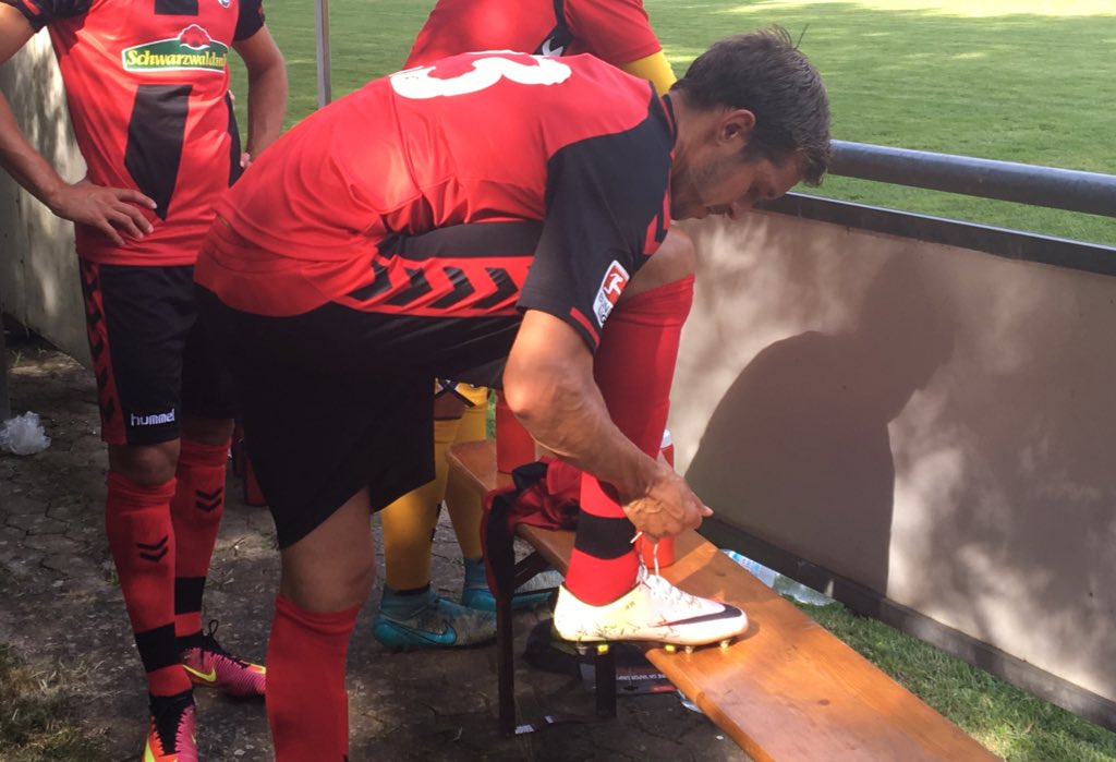 scfreiburg's tweet photo. 1:6 Julian Schuster (72') #testspiel #scmarch #scf https://t.co/xBr6XmFuM6