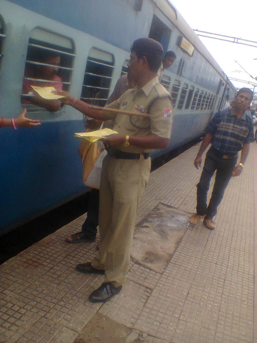KurPost's tweet photo. @srdscrpfkur Sir, the security Help Line No-182 publicity at KUR Stn. by RPF/KUR on Dtd.10.07.2016. https://t.co/XkNRvjNzNc