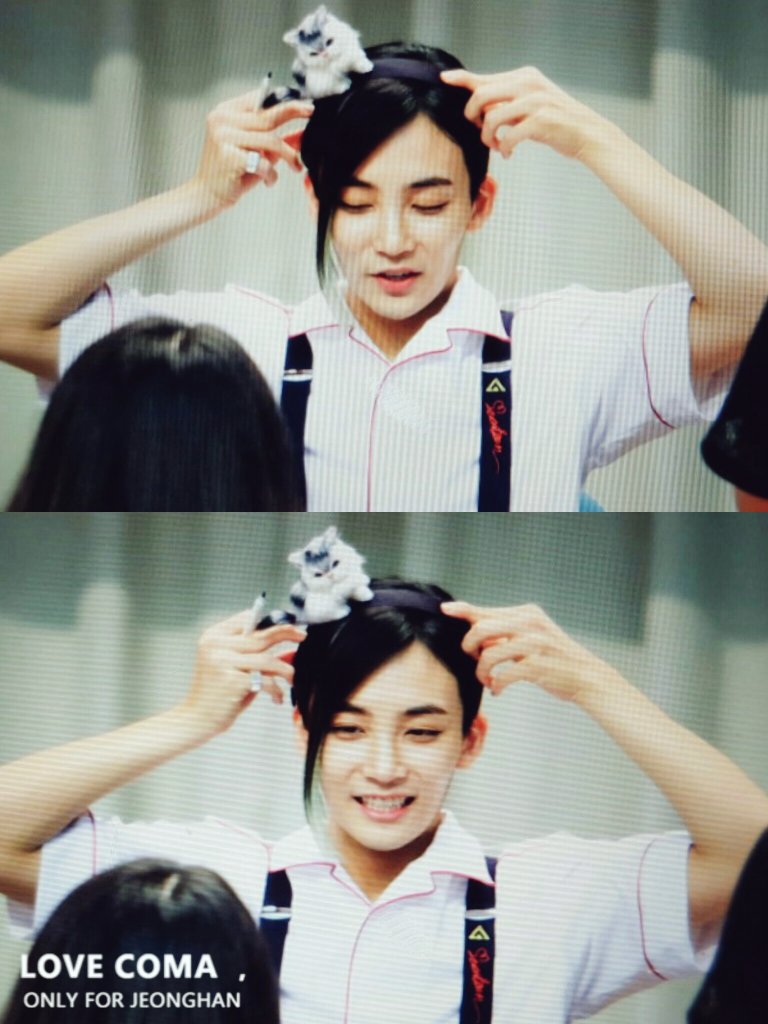 야옹야옹 고양이🐈
#정한 #JEONGHAN #세븐틴 #SEVENTEEN #아주NICE <a href="/pledis_17/">세븐틴(SEVENTEEN)</a>