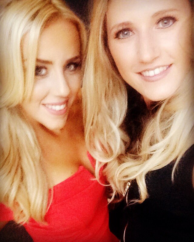 ZoeYasmine's tweet photo. Love my girlies 👯💛 https://t.co/qh8iWOR4NA